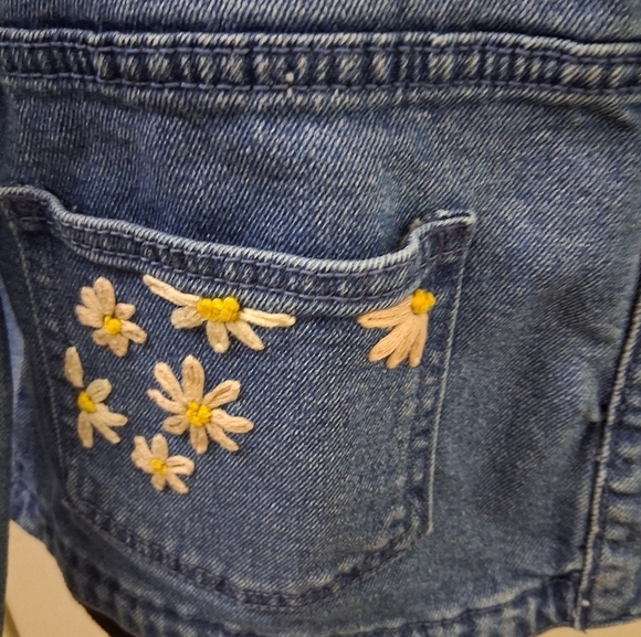 Blue Denim Jacket with Floral Embroidery        Size L - Picture 4 of 14